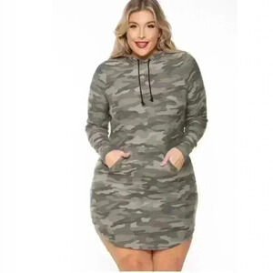 PLUS size  cameo hooded dress 1x